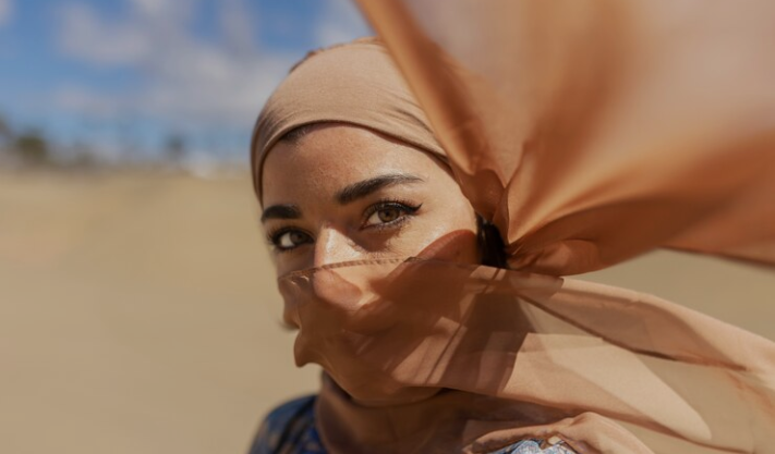 How to Protect Your Skin from the Middle Eastern Sun: 2025 Guide