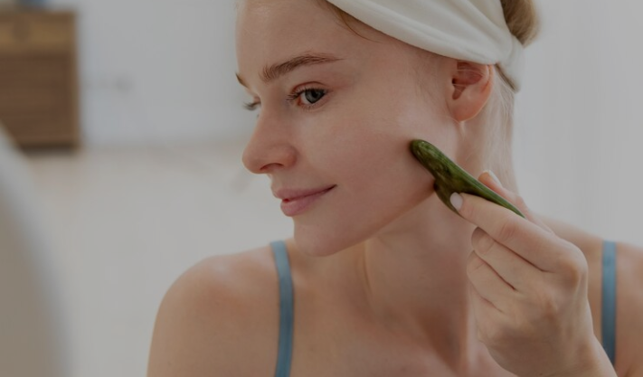 How To Use Aloe Vera For Clear, Acne Free Skin